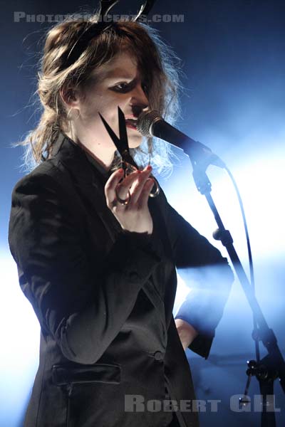 CHRISTINE AND THE QUEENS - 2012-03-22 - PARIS - Point Ephemere - 